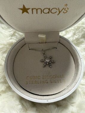 Macy's Silver Snowflake Cubic Zirconia Pendant Necklace NWT